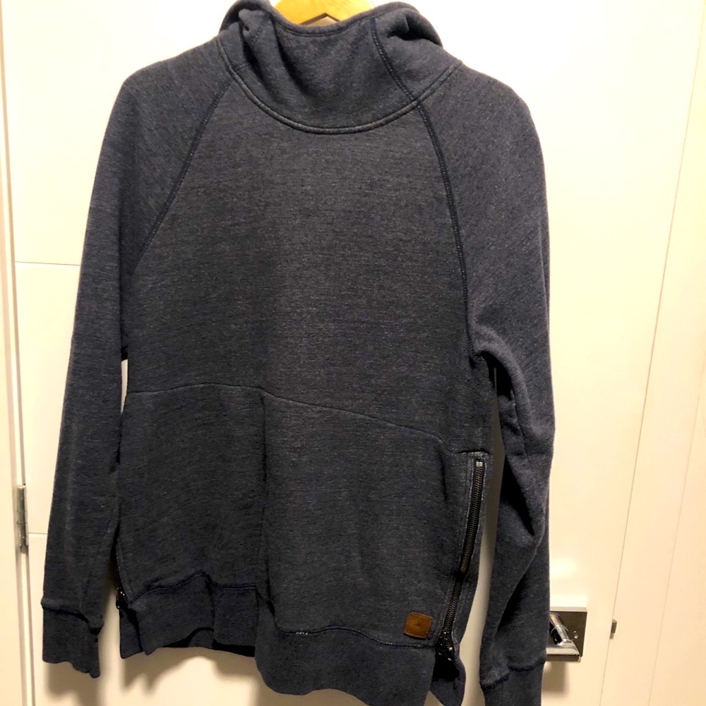Roots men sweater
